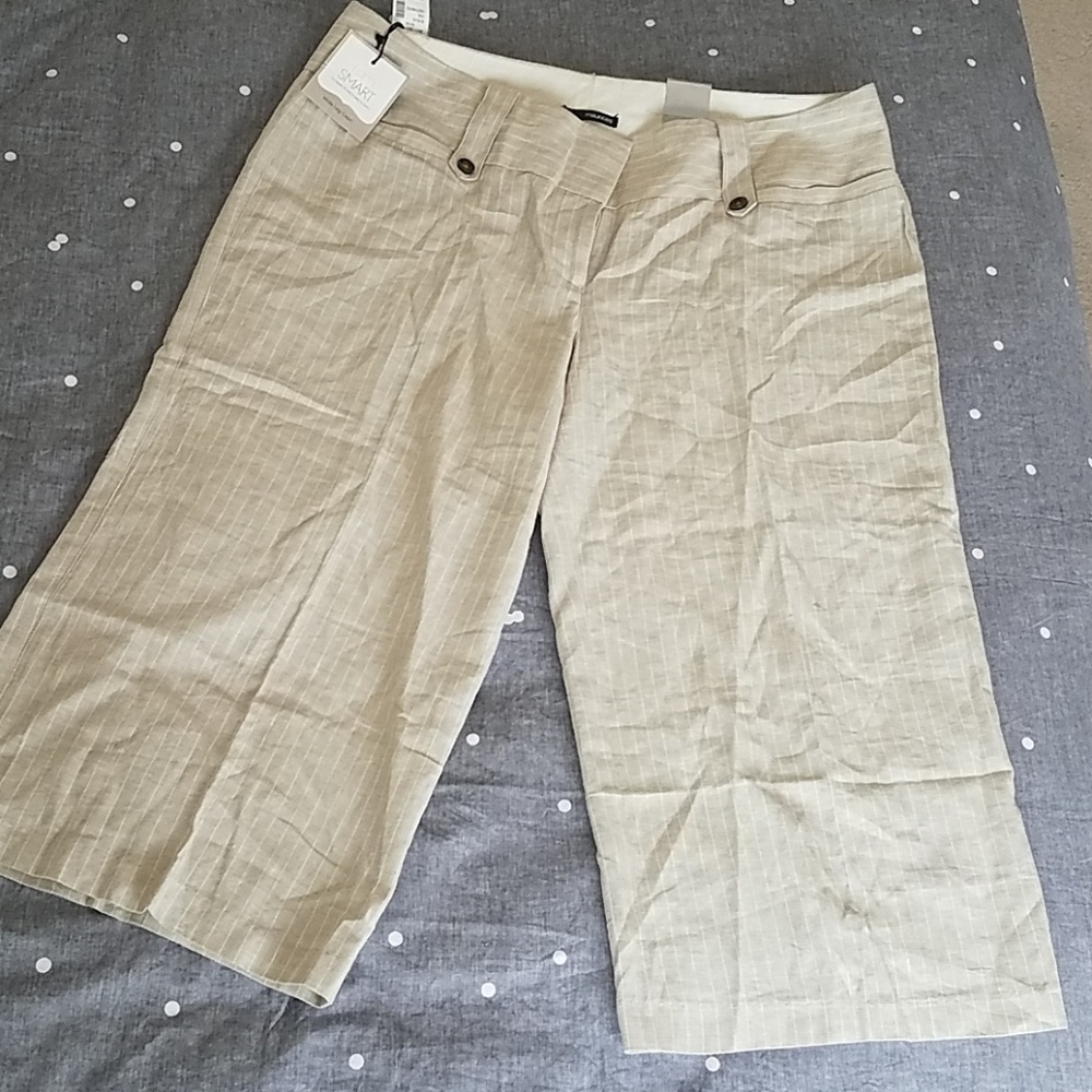 Wide leg linen capris